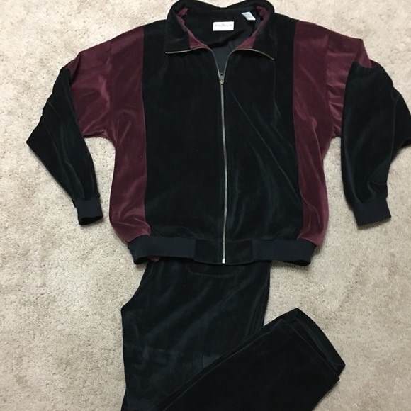 Vintage Other - Vintage men’s black, copper velour jogging suit